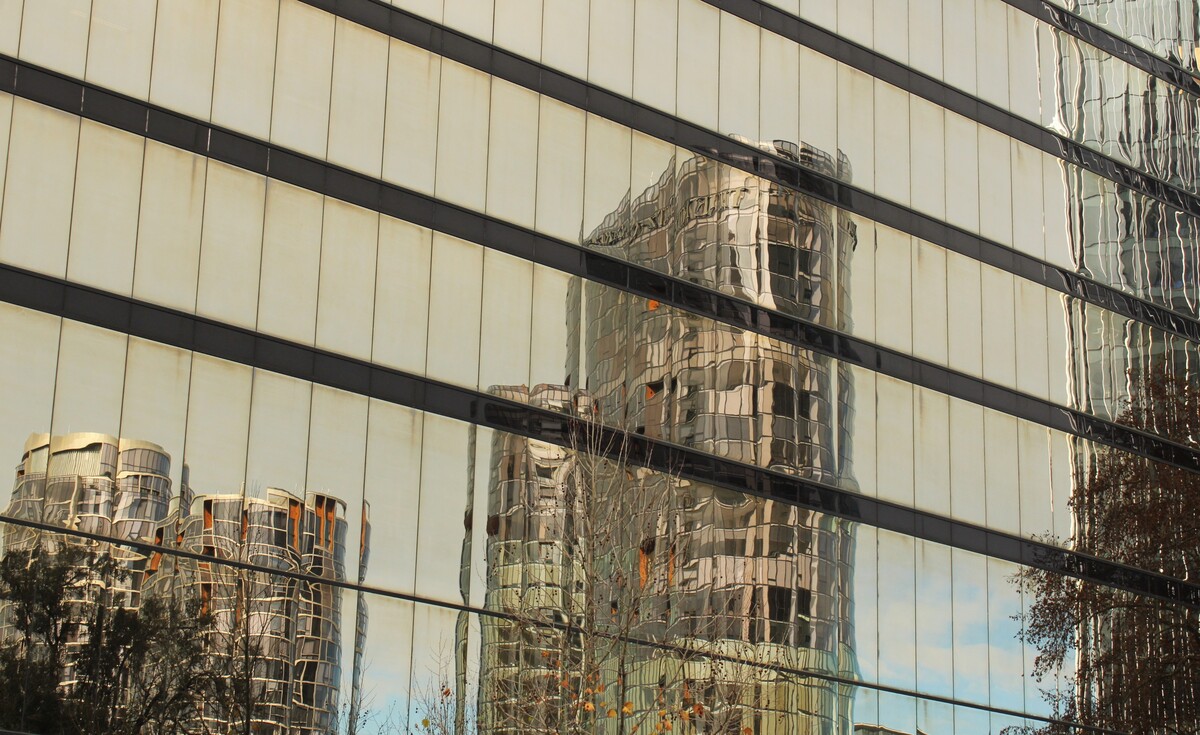 Perth reflections - Clive Bond